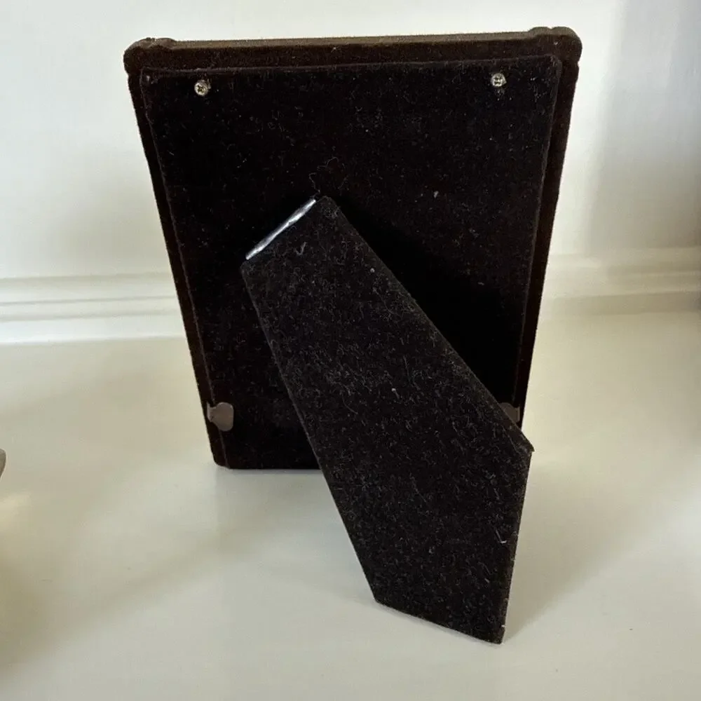 Beautiful Vintage hand polished Solid Brass Photo Frame 3.5 X 5 photo
